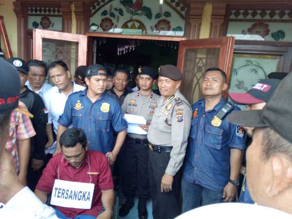 Rekontruksi Pembunuhan di Mabar Ricuh, Andi Lala Cs Nyaris Diserang Warga