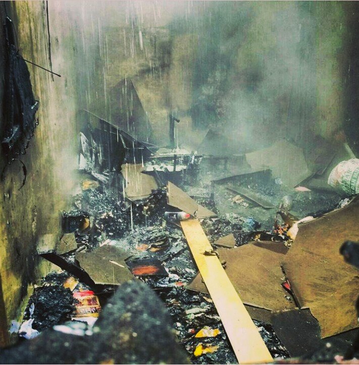 Diduga Korsleting Listrik Kamar Kos di Padang Bulan Terbakar