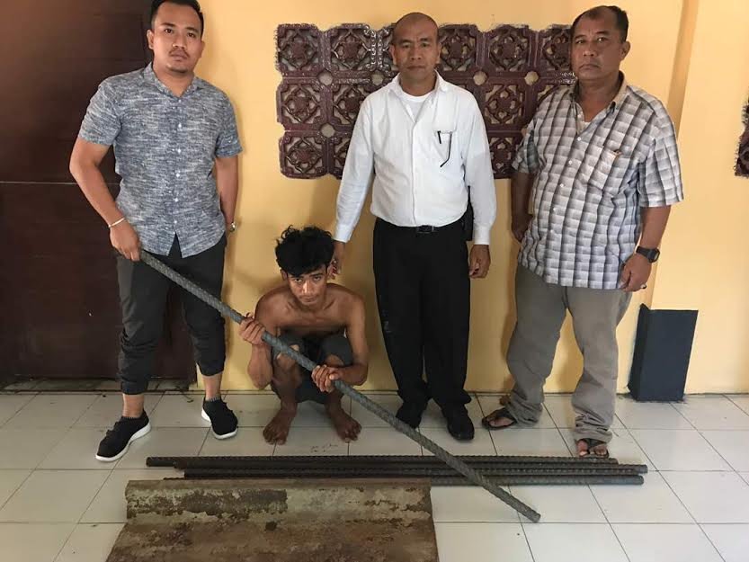 1 Dari 3 Pencuri Besi Ulir Milik PT Adhi Karya Diciduk