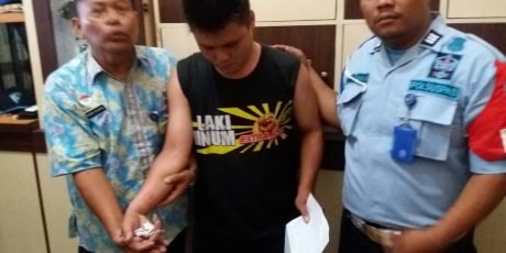 Seludupkan Sabu Ke Lapas Ayong Diboyong ke Sel
