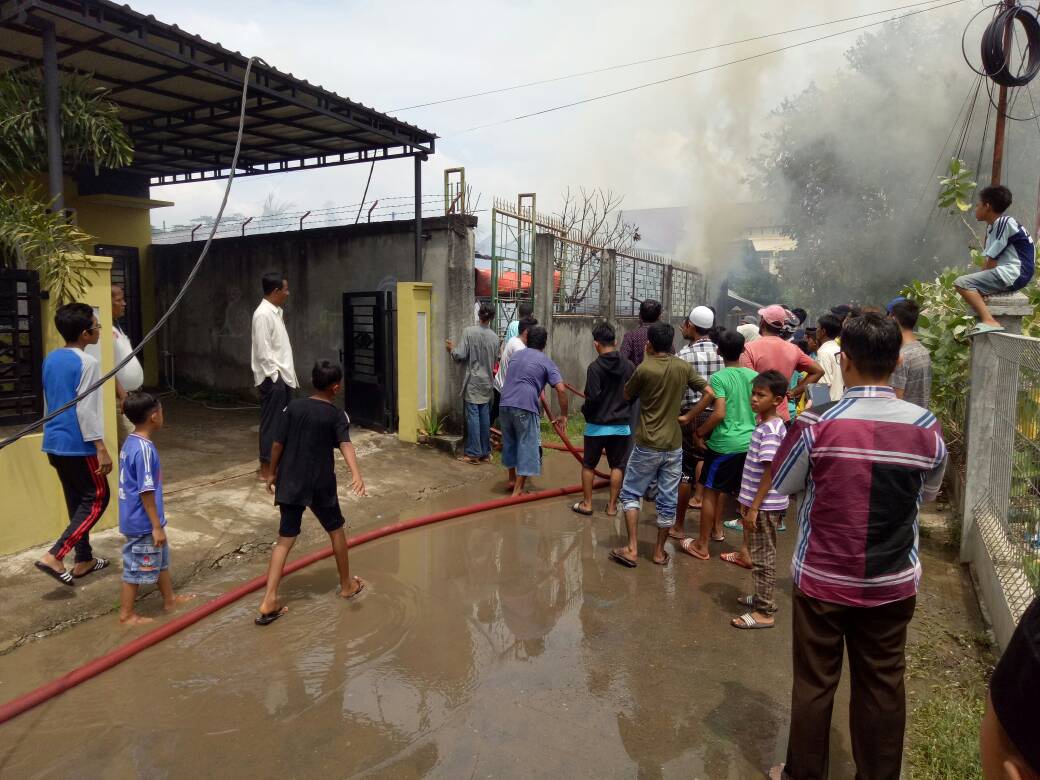 Satu Unit Rumah Eks Panglong Ludes Terbakar