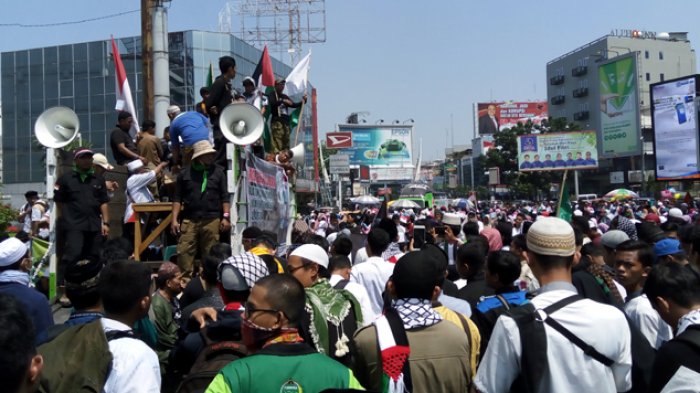 Ribuan Warga Medan Turun ke Jalan  Untuk Palestina