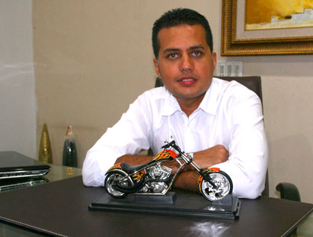 Ijeck Siap Maju di Pilgubsu