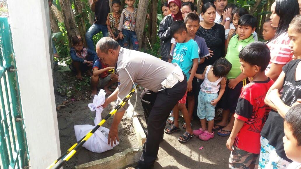 Polsek Delitua Buru Pembuang  Mayat Bayi di Jalan Karya Utama
