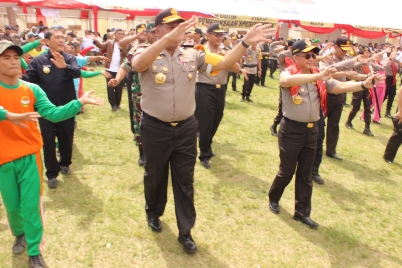 Kapolri: Bangkitkan Semangat Pengungsi Sinabung