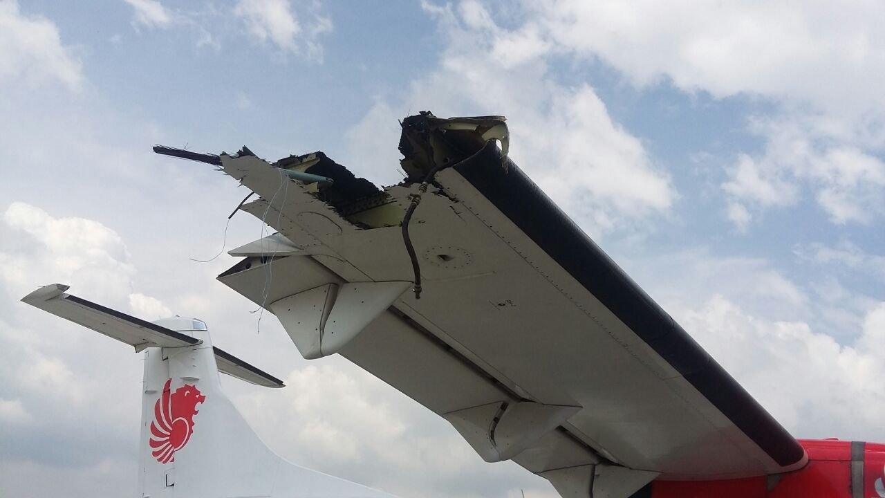 Pesawat Lion Air dan Wings Air Nyaris Tabrakan, Sayap pesawat patah