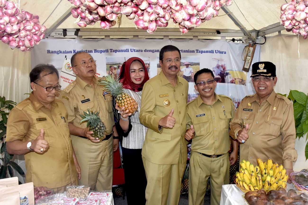 Gubsu Buka Pekan Pertanian, Erry : Tingkatkan Produk Unggulan Pertanian