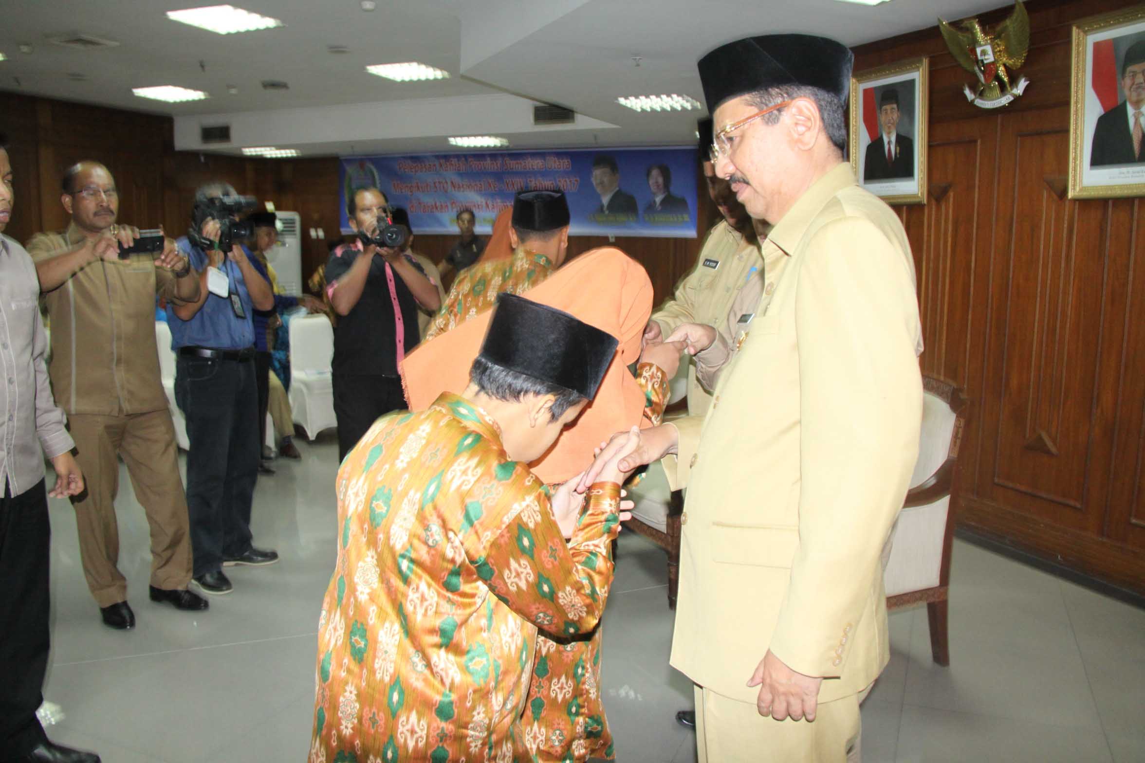 Erry: Satyalancana Ini Untuk Seluruh Penggiat Koperasi Di Sumut