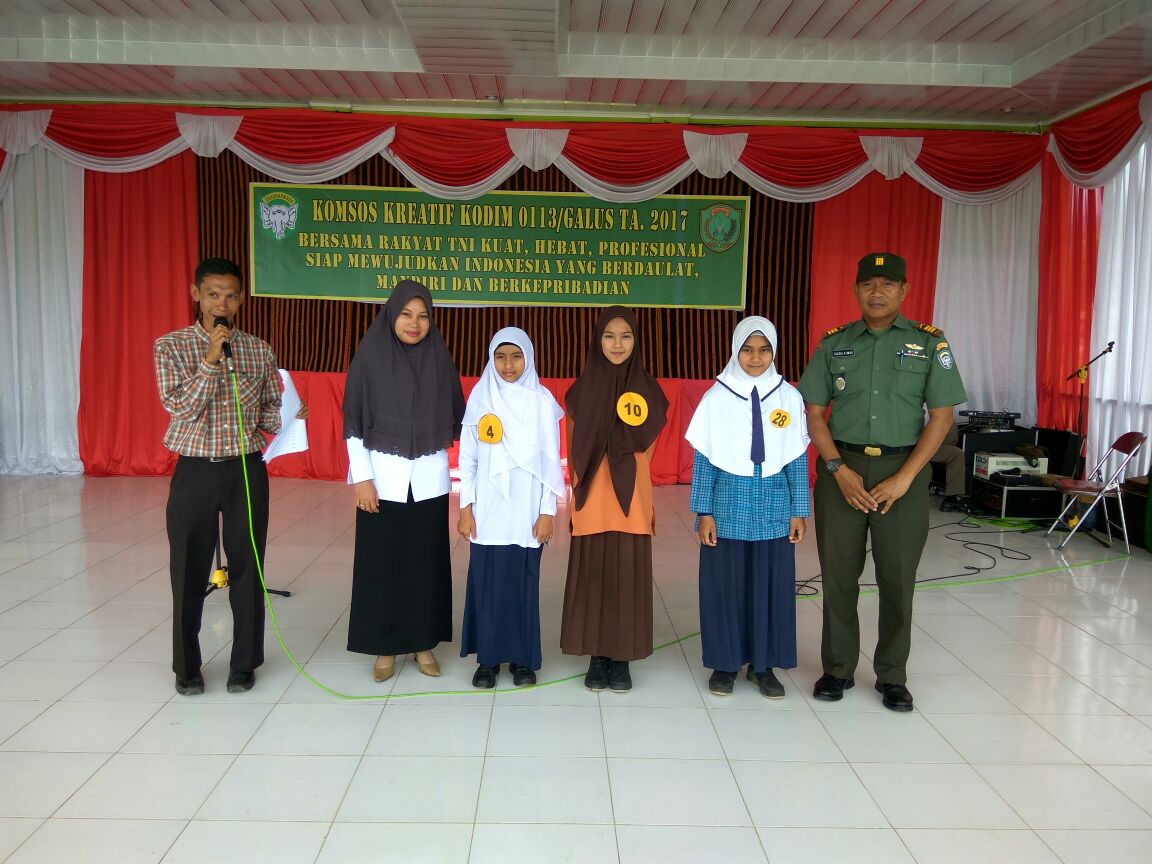 Siswa SMP Galus Ikut Serta Dalam Lomba Puisi