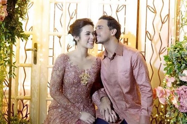 Raisa Andriana : Saling Lempar Kejutan Di Pesta Pernikahan