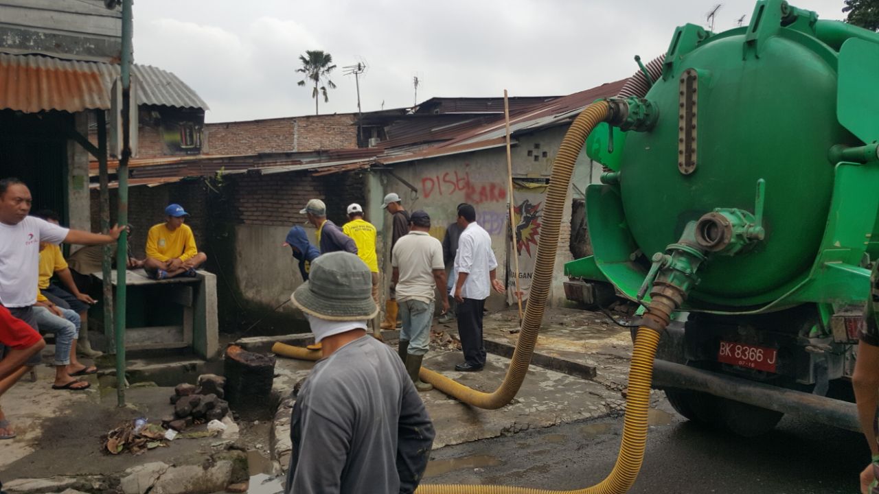 Dinas PU Bongkar Gorong-Gorong