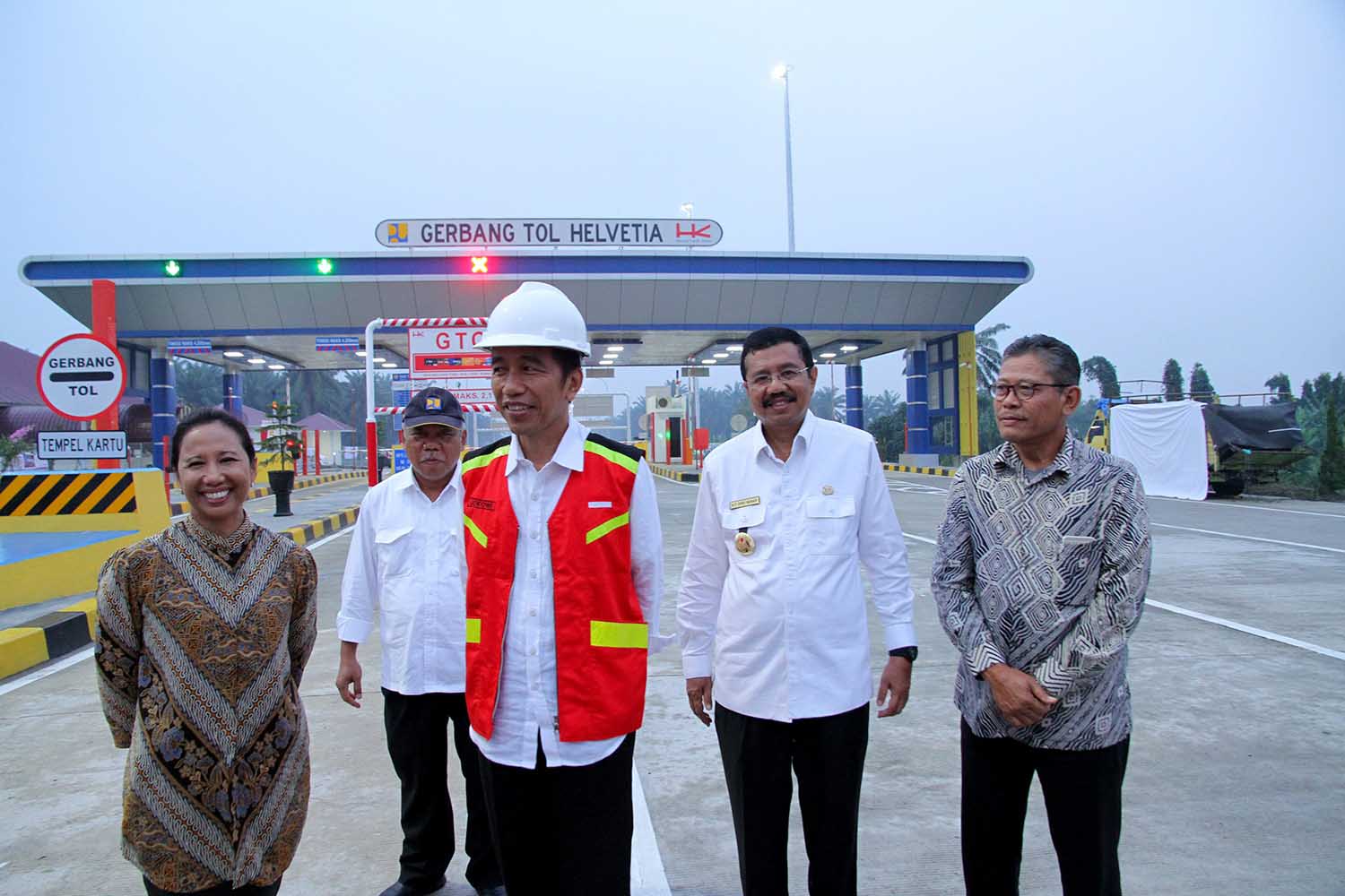 Bersama Gubsu, Jokowi: Jalan Tol Sumut Sepanjang 119,11 Kilo Meter