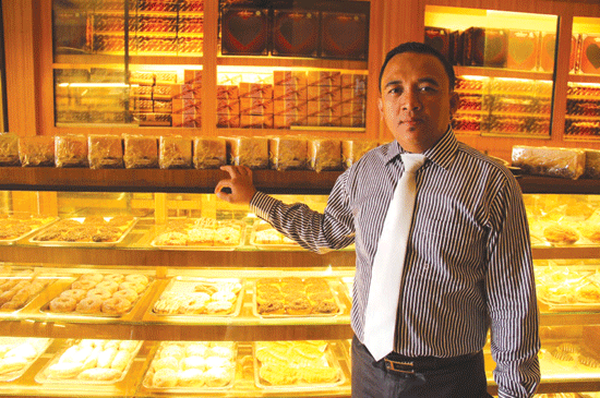 CEO Aroma Bakery & Cake Shop Apresiasi Kinerja Poldasu