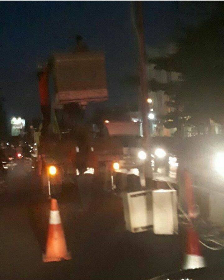 Dinas Kebersihan & Pertamanan Jadikan Kawasan Jalan Juanda Terang