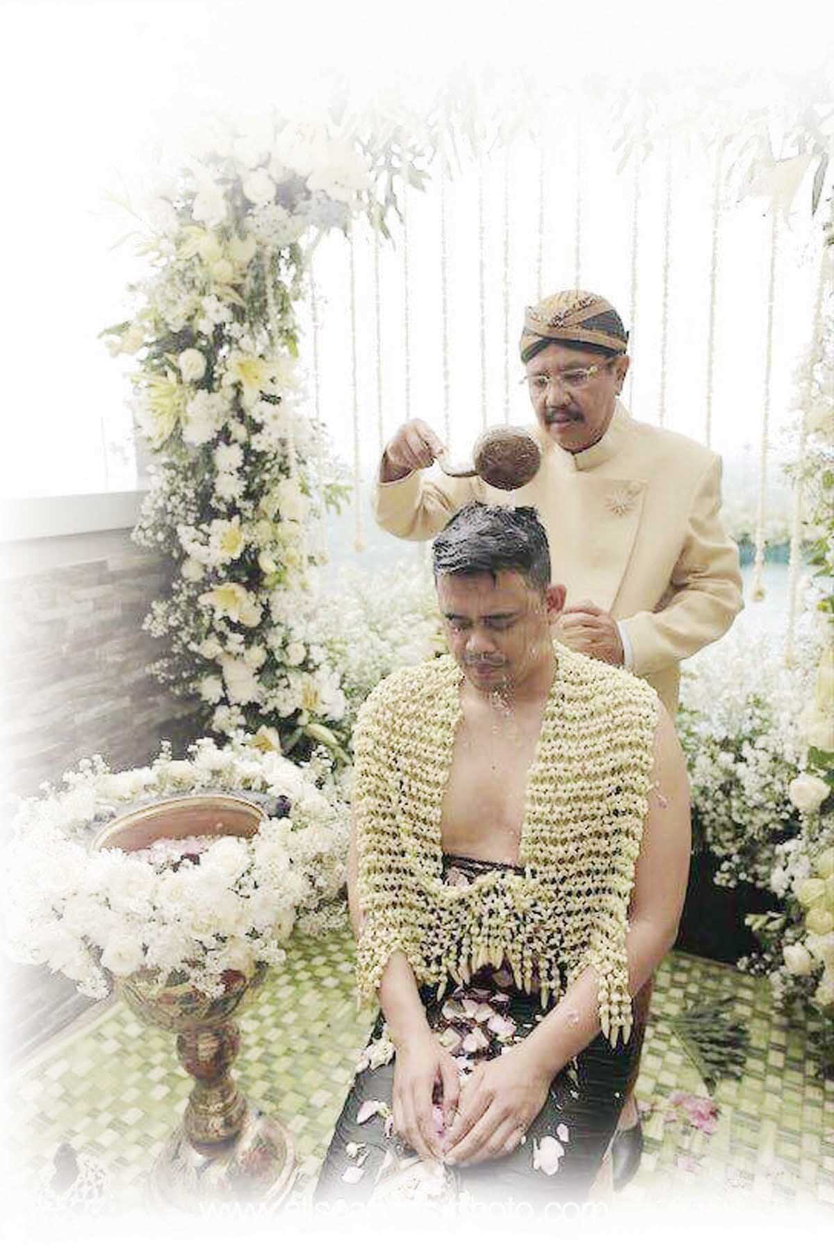Erry Wakili Tradisi Siraman Pengantin, Doakan Bobby-Kahiyang Jadi Keluarga SAMARA