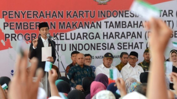 Siswa Langkat Terima KIS 76.846