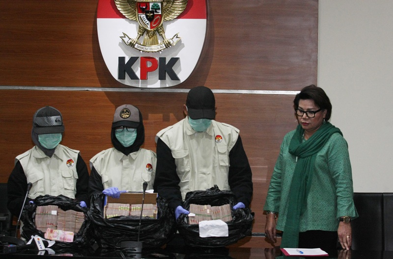 KPK Amankan Rp4,7 Miliar OTT di Jambi dan Tetapkan 4 Tersangka