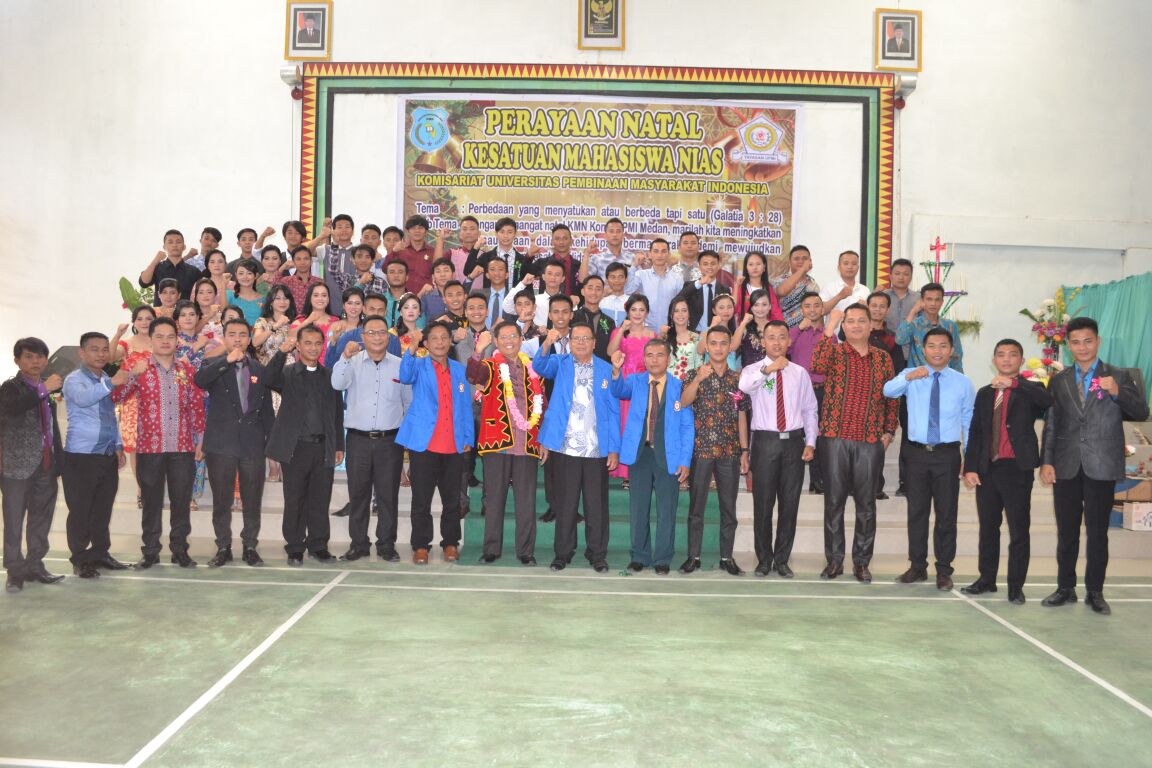 Bupati Nias Barat Jadi Warga Kehormatan UPMI Sekaligus Rayakan Natal