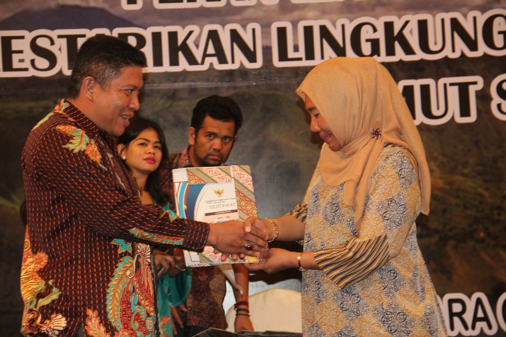 Kota Medan Raih Penghargaan Pada Pekan Lingkungan Hidup 2017