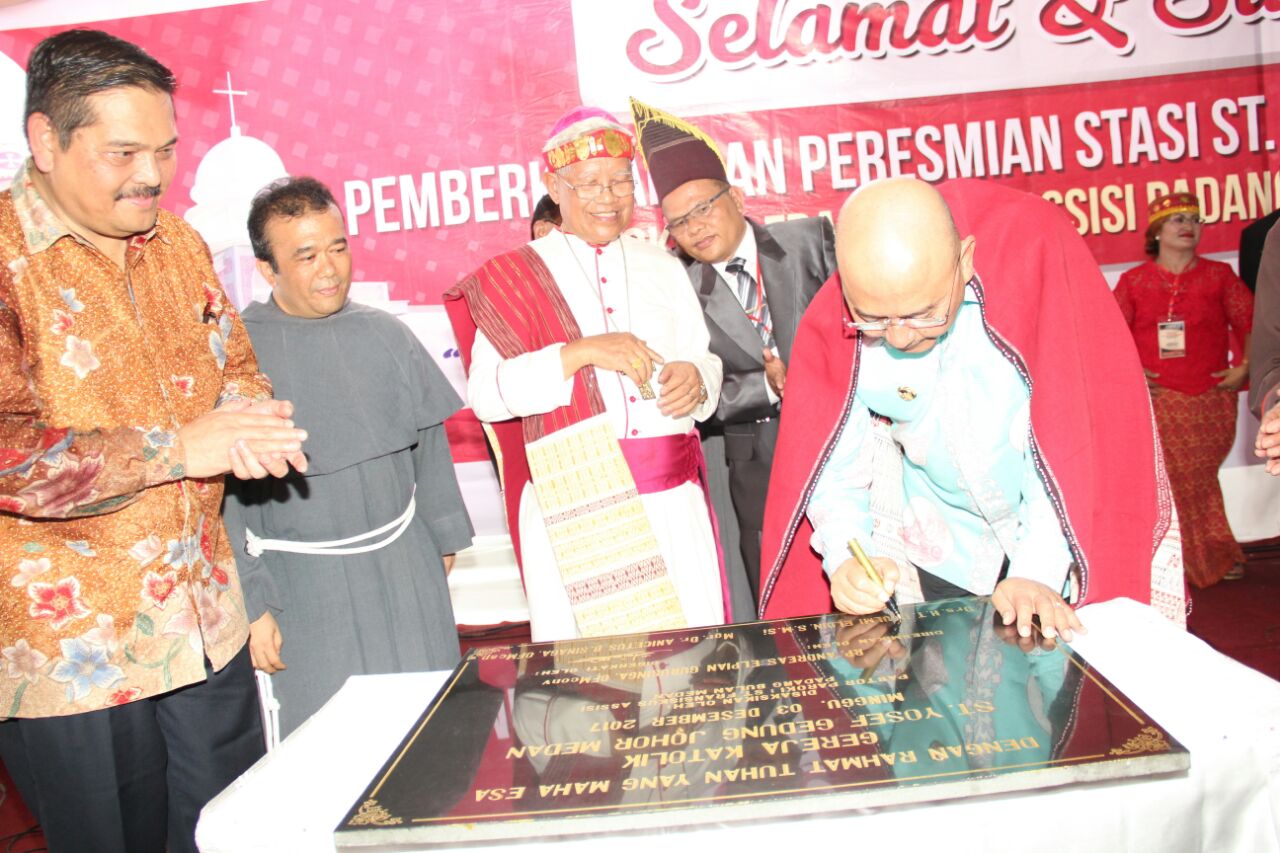 Pemko Medan bersama dengan DPRD Kota Medan tanda tangani kesepakatan KUA PPAS TA 2018