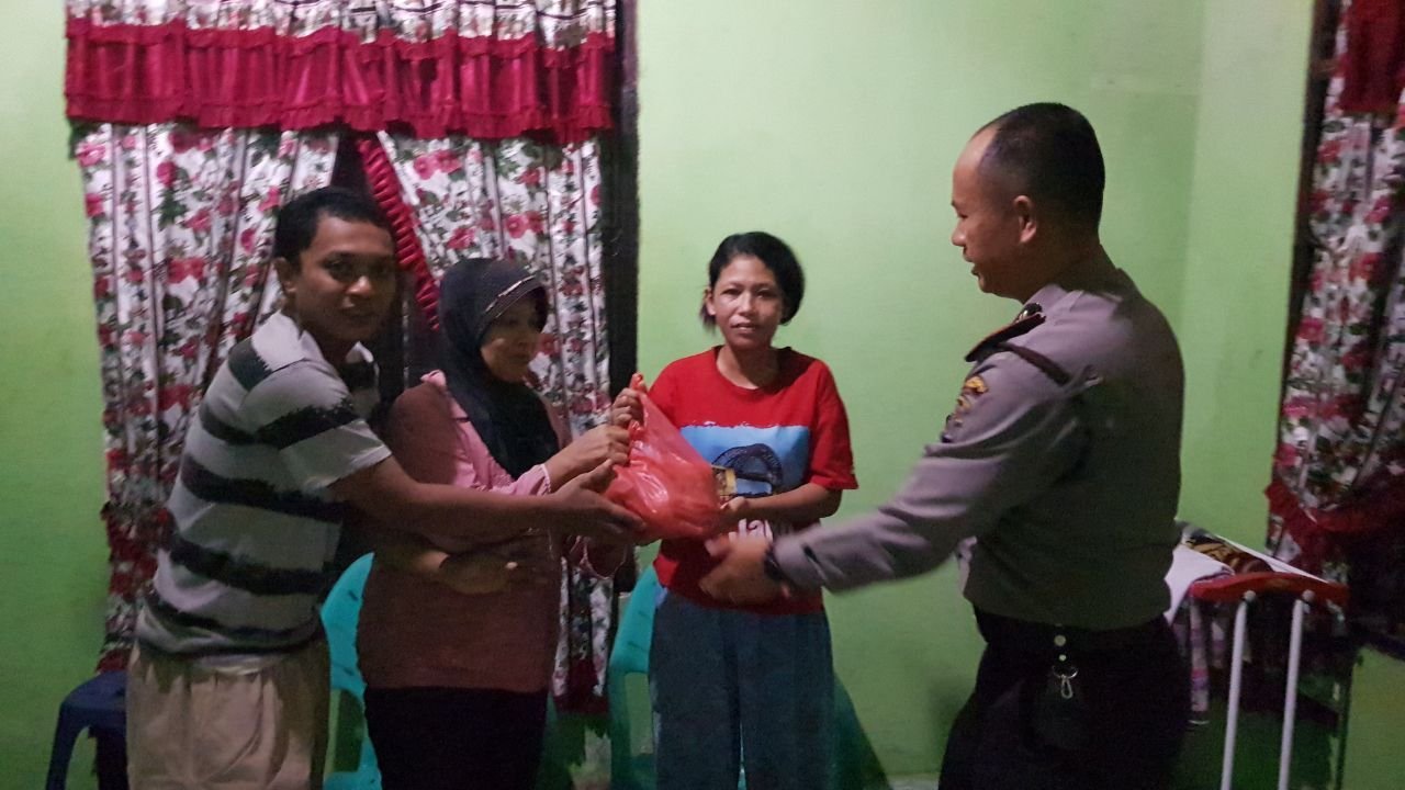 AKP Martualesi Kunjungi Korban Pencurian dan Pelecehan Seksual