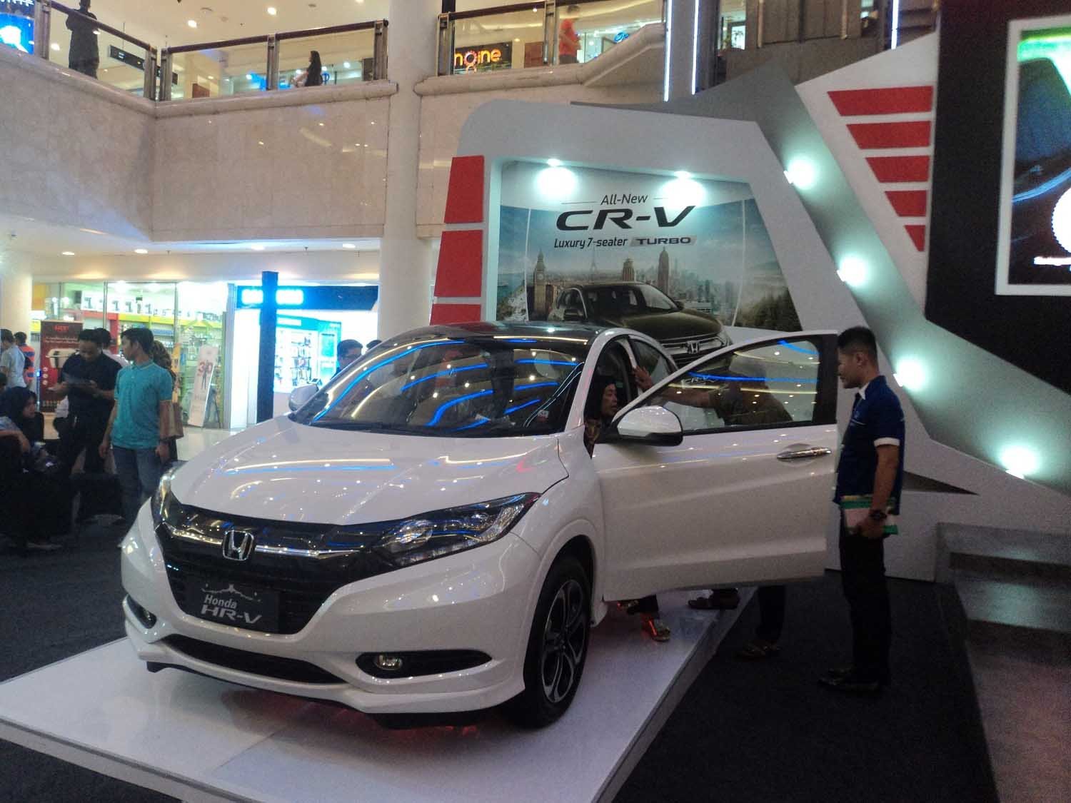 New SUV Deals, Buy and Win Great Honda Vaction Trip