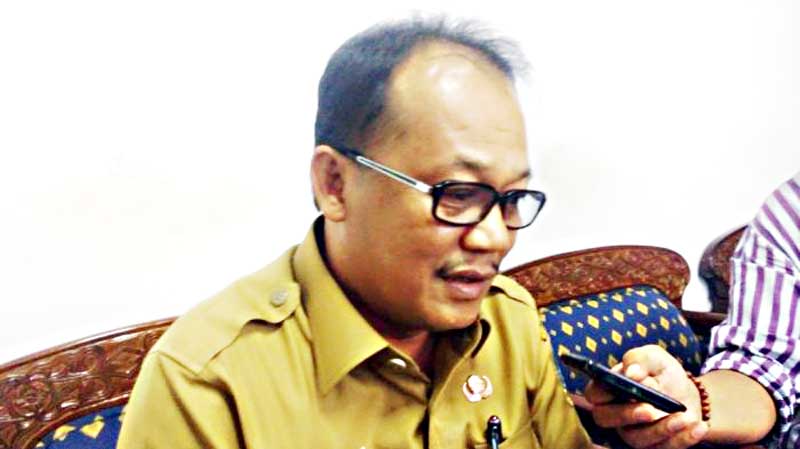 Pungli dan Korupsi Azhar Mandek di Kejatisu
