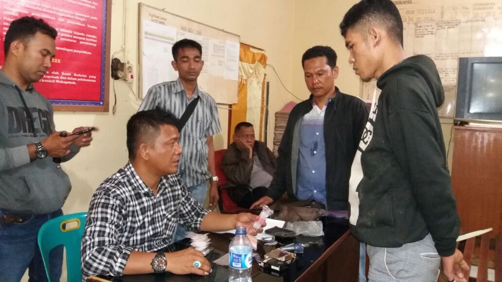 Bandar Narkoba  di Gebang Diringkus