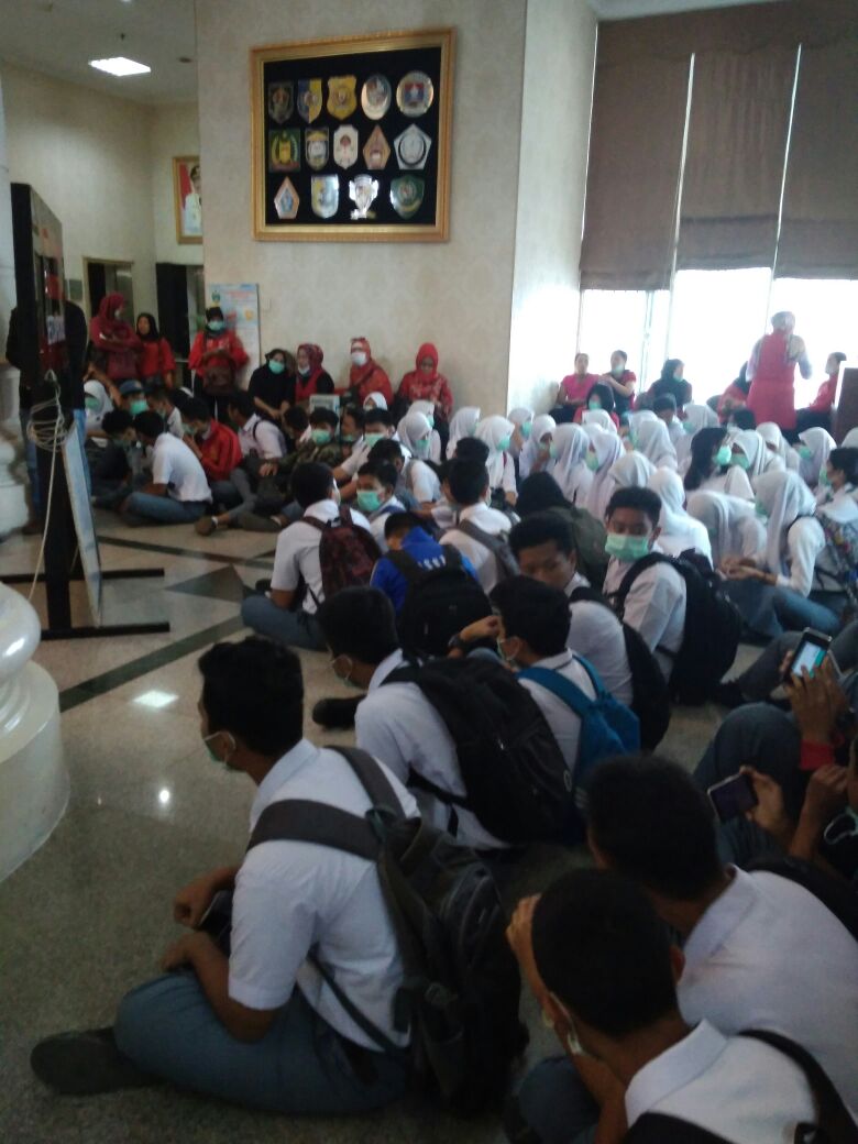 Orangtua: Hanya Bayar Uang Komite