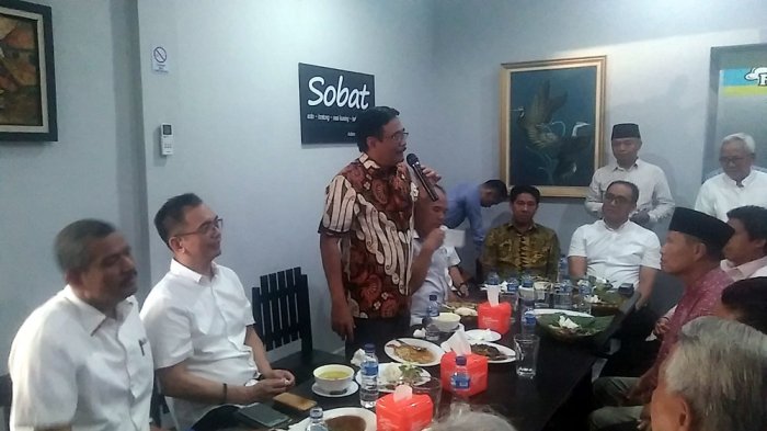 Djarot-Sihar Silaturahmi dan Makan Bersama Tokoh Jawa