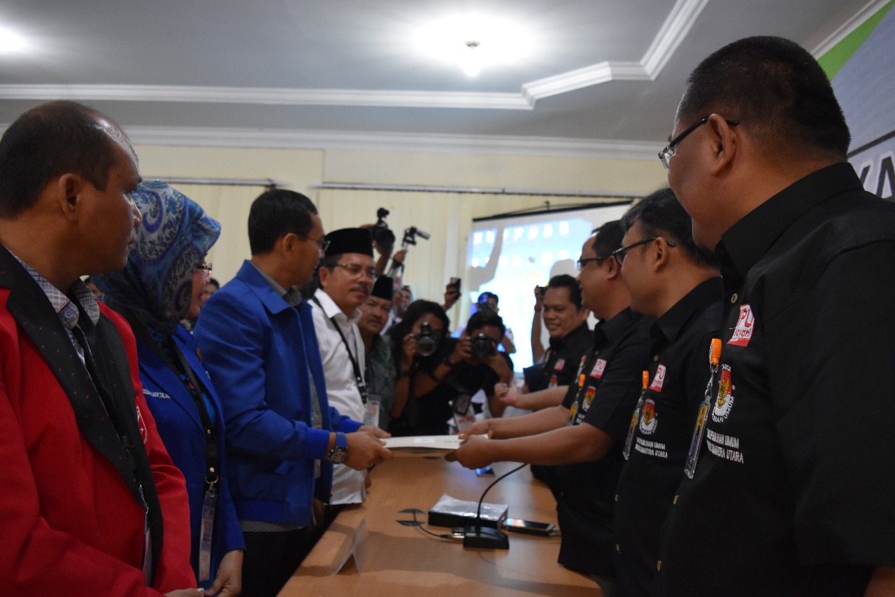 JR-Ance Lengkapi Berkas