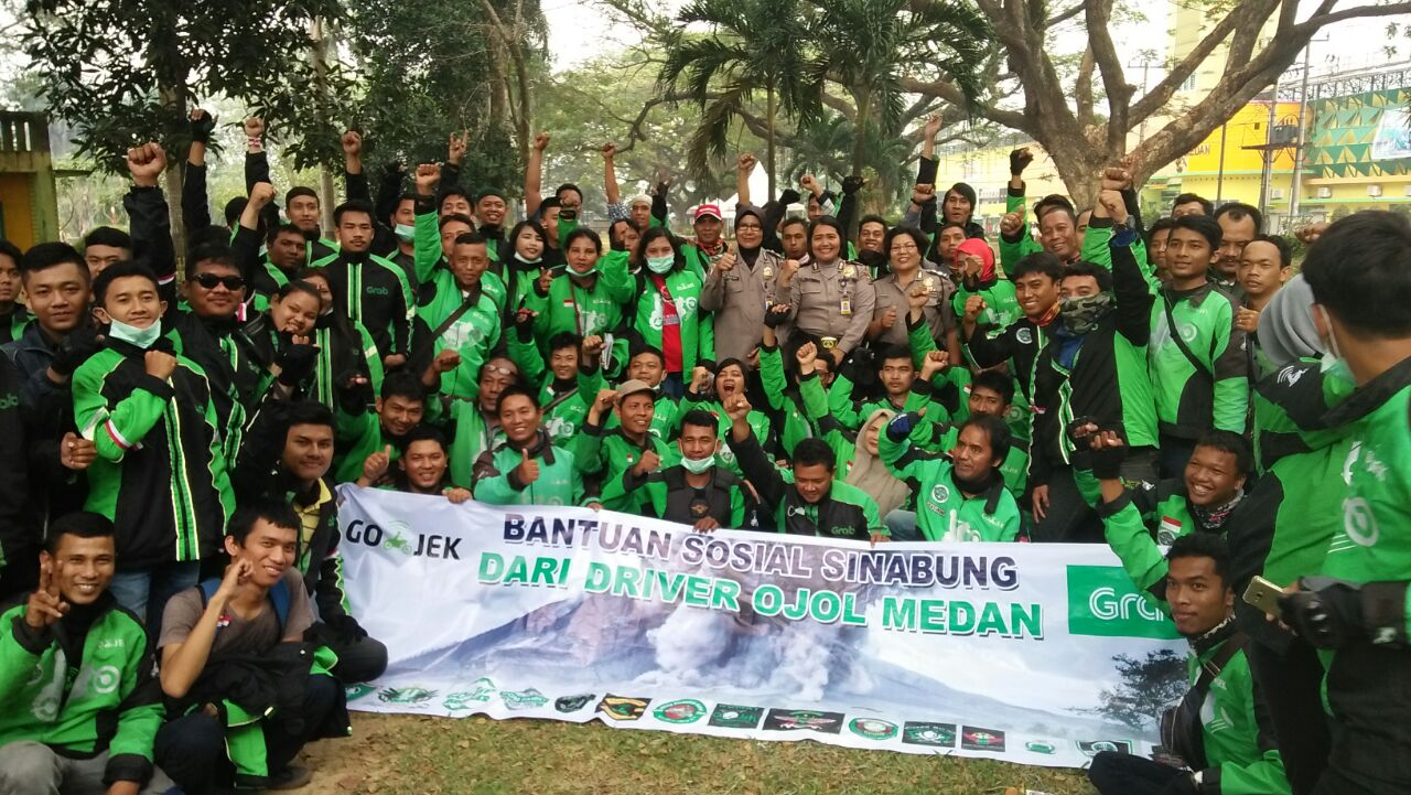 FoSDOR2-MS Beserta Ojol Medan Peduli Korban Erupsi Sinabung