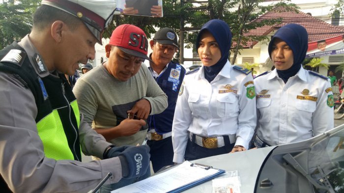 Polisi dan Dishub Warning Taksi Online Hingga 15  Februari
