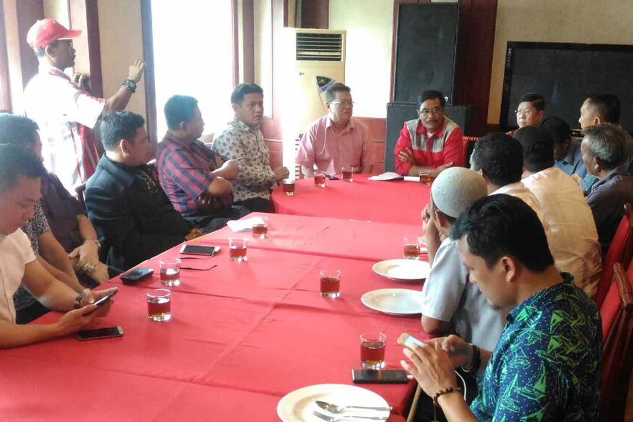 Nelayan Ikan Teri Ngadu ke Djarot