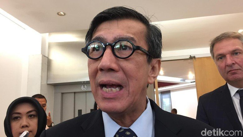 Wacana Hukum Pancung di Aceh,  Menkum HAM : Di Indonesia Berlaku Hukum Tembak