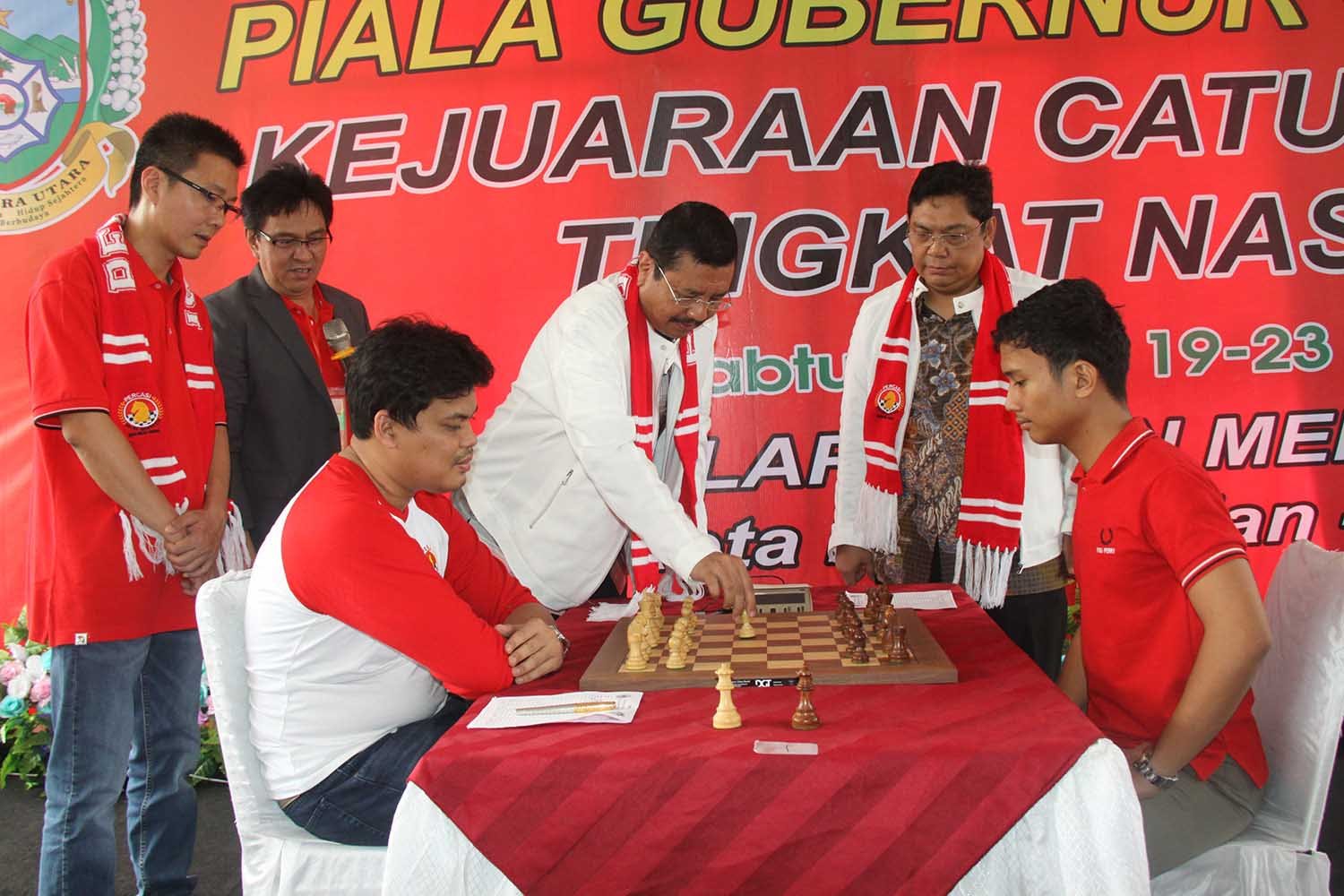 Gubsu Harapkan Olahraga Catur kembali Digalakkan di Masyarakat