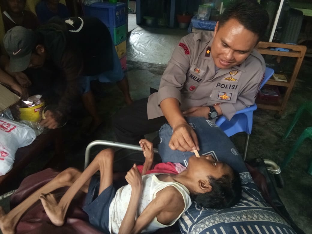 Jumat Barokah Polsek Delitua, Kompol BL Malau Kunjungi Warga Sakit Selama 15 Tahun