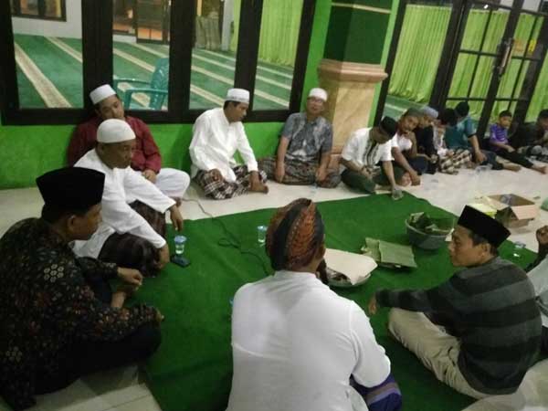 Warga Dsn VIII Tembung Gelar Punggahan Sambut Ramadhan