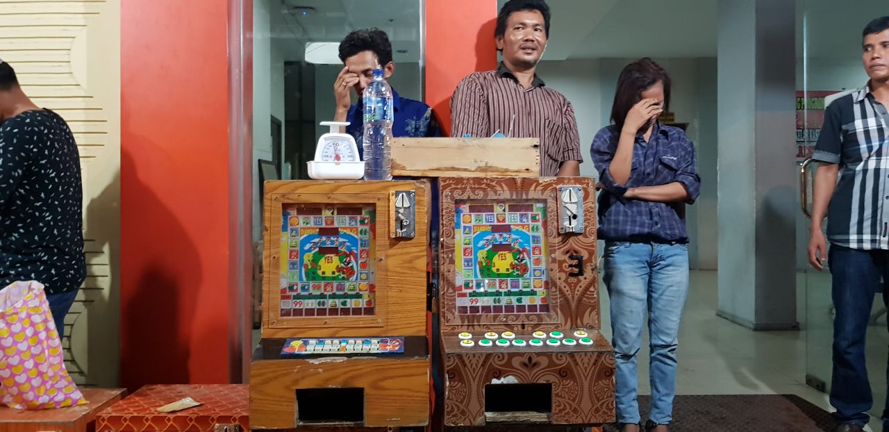 GKN di Sei Mencirim, Polisi Amankan Mesin Jackpot, Alat Hisap Sabu, Ratusan Koin dan 3 Tersangka