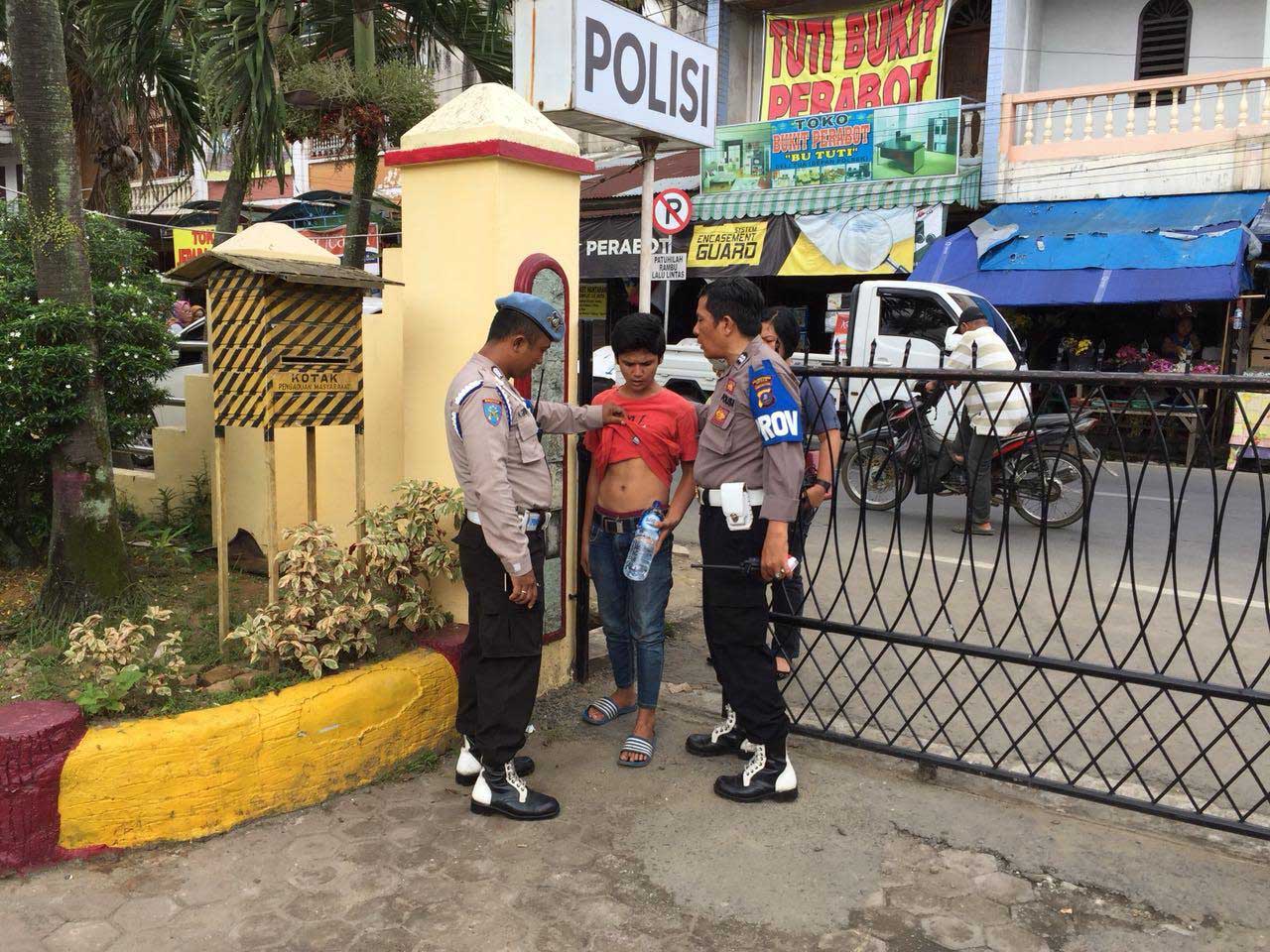 Aksi Teror Bom, Polsek Delitua Perketat Pengunjung