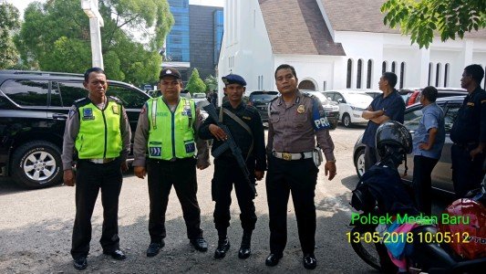 Rutinitas Polsek Medan Baru Pengamanan 10 Gereja Priorotas