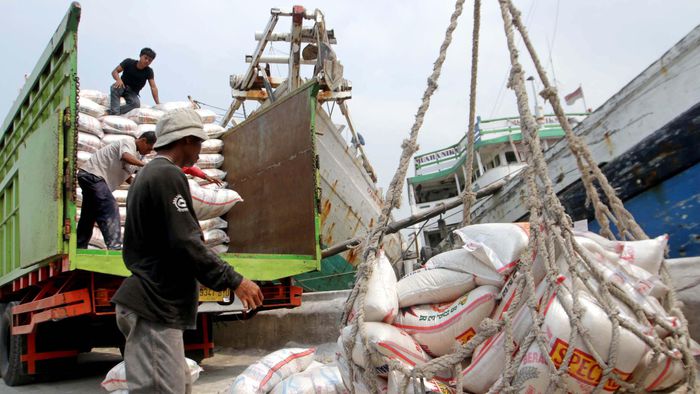 RI Defisit US$ 5,7 Miliar