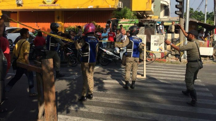 Korban Ledakan Dilarikan ke RS Bhayangkara Surabaya