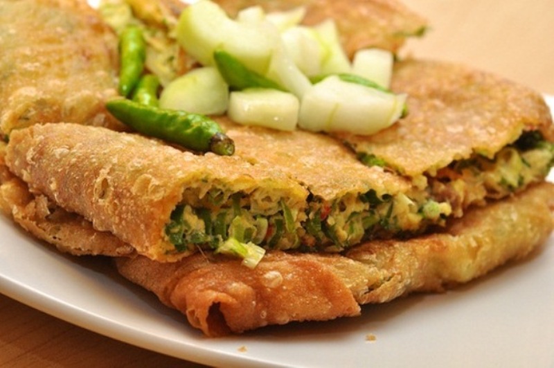 Martabak Ayam Bumbu Opor, Camilan Lezat di Akhir Pekan