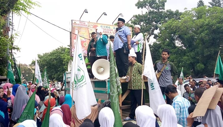 Kantor Bawaslu di Demo Ormas Islam