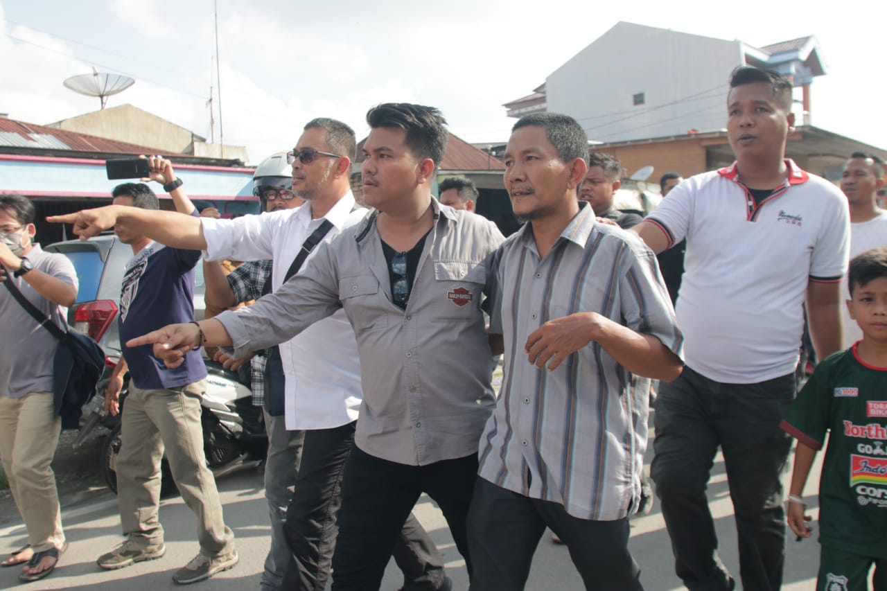 Supir Truk : Beras Ini Suruhan Adiknya Syamsul Arifin