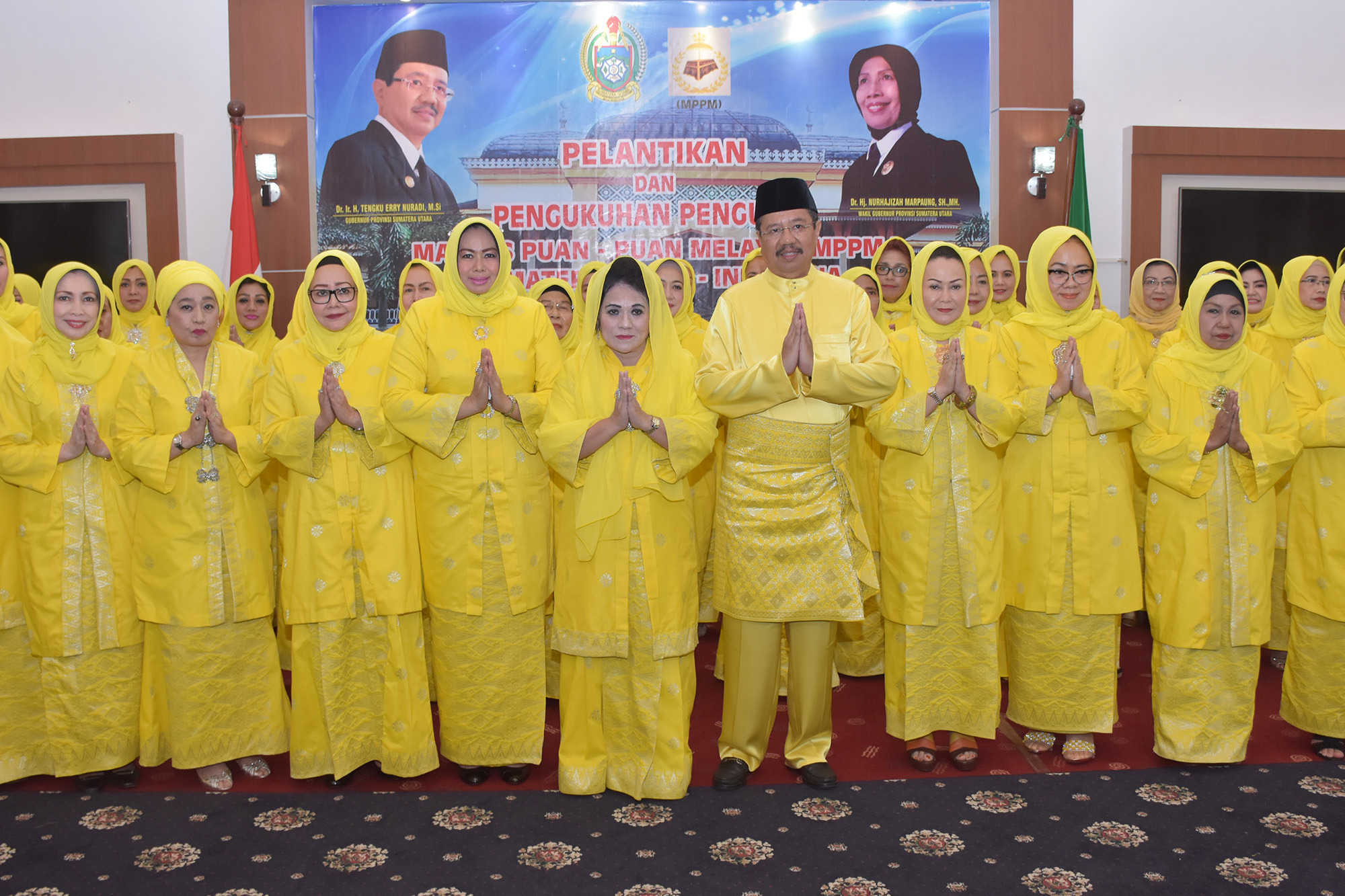 Gubsu Erry Lantik Pengurus Majelis Puan Puan Melayu Sumut