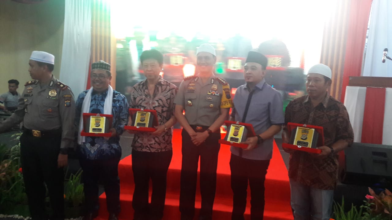 Ramadhan Penuh Berkah, Kapolrestabes Medan Hadiri Berbuka Puasa di Polsek Sunggal dan Muspika