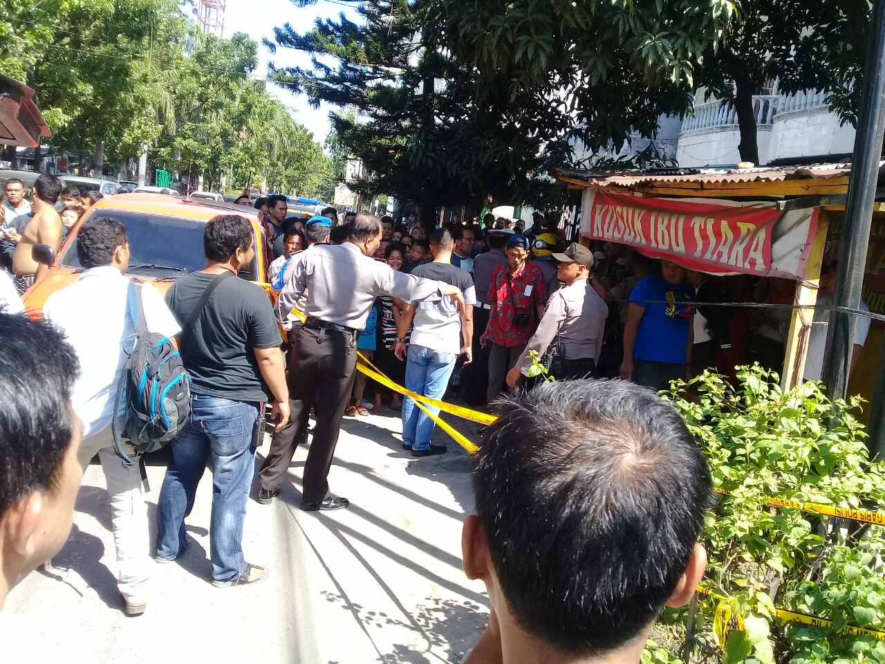 Tukang Kusuk Ditemukan Tewas Dengan Posisi Telungkup dan Ditutupi Bantal Bersimbah Darah