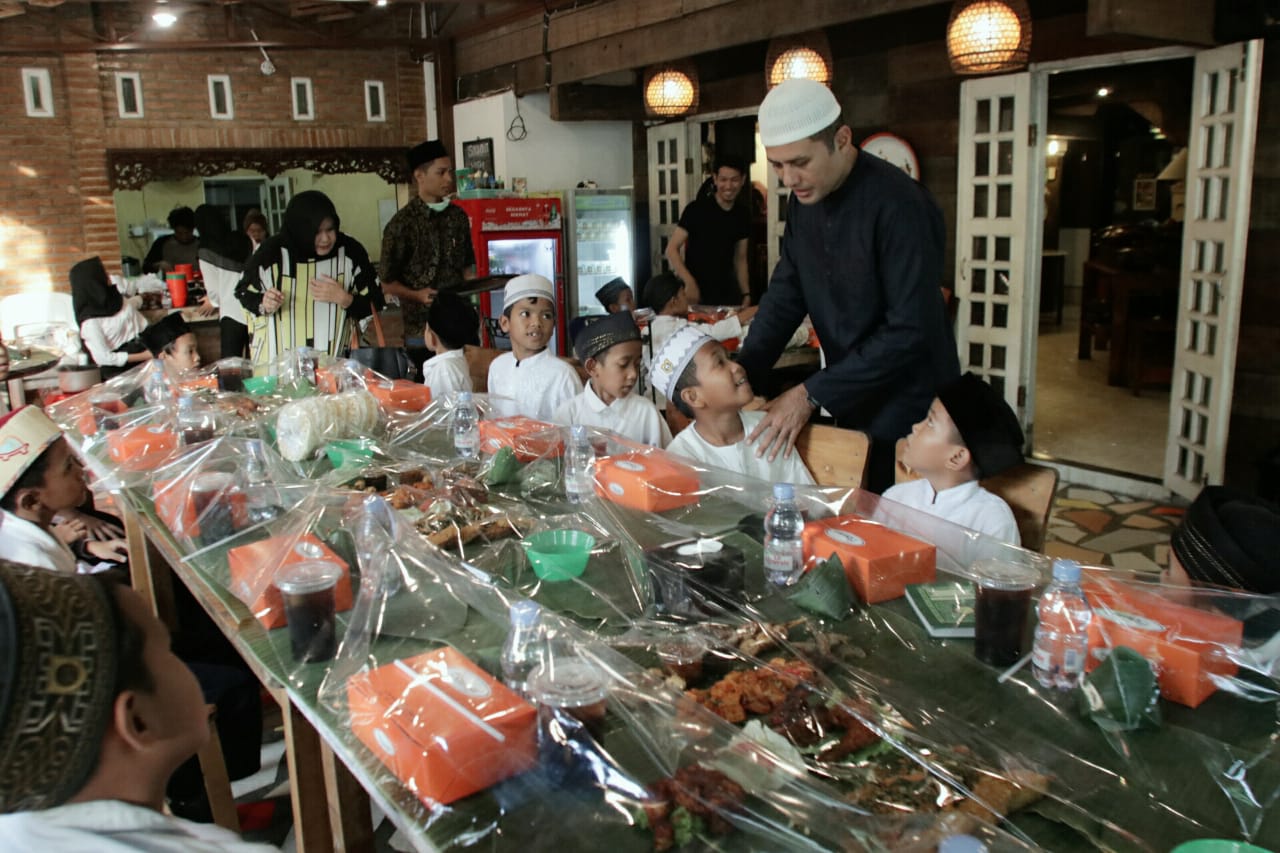 Ijeck Selalu Berharap Berkah Ramadan Juga Dinikmati Anak Yatim